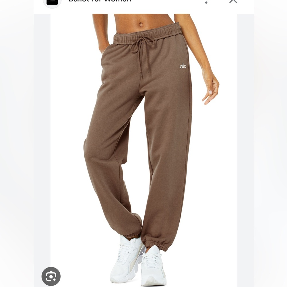 NWOT Alo accolade sweatpants in hot cocoa